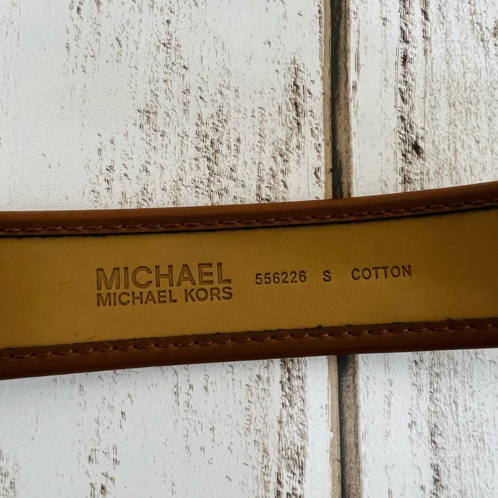 Michael Kors Women’s Signature Canvas Belt Small - Picture 10 of 11